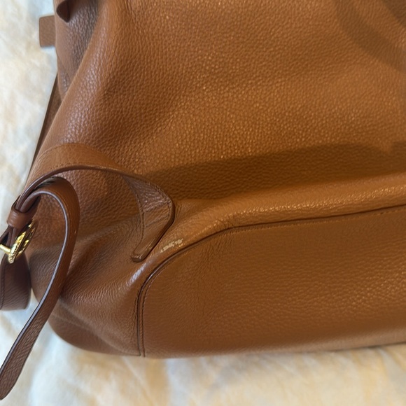 Cuyana Leather Backpack Brown/Caramel - Picture 16 of 16